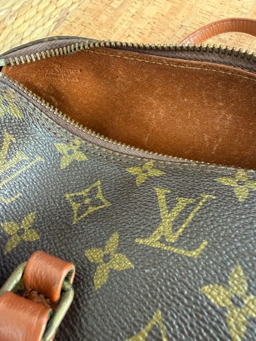Louis Vuitton ~1970s Papillon 30 Handbag, with Pochette - Picture 4 of 12